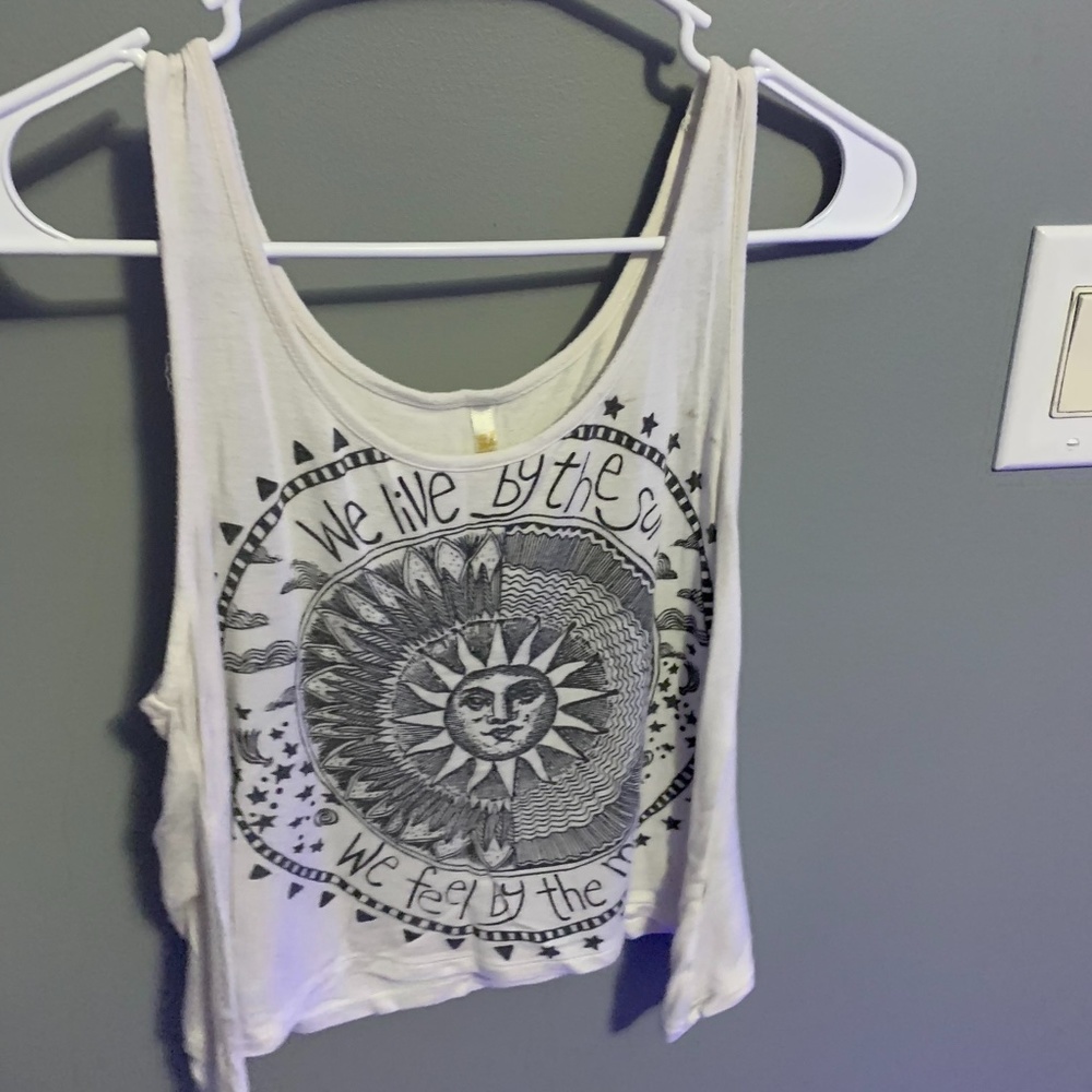 cropped tank top